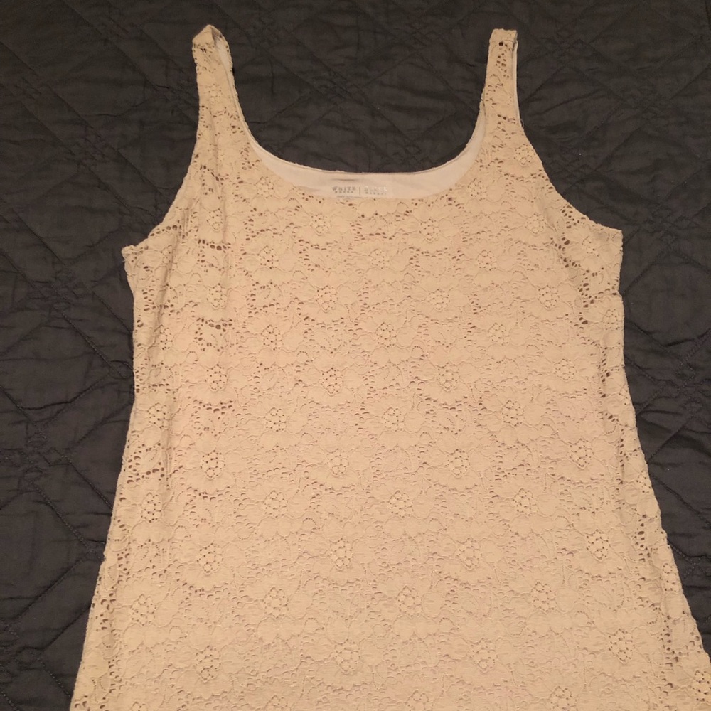 White House black market lace tank